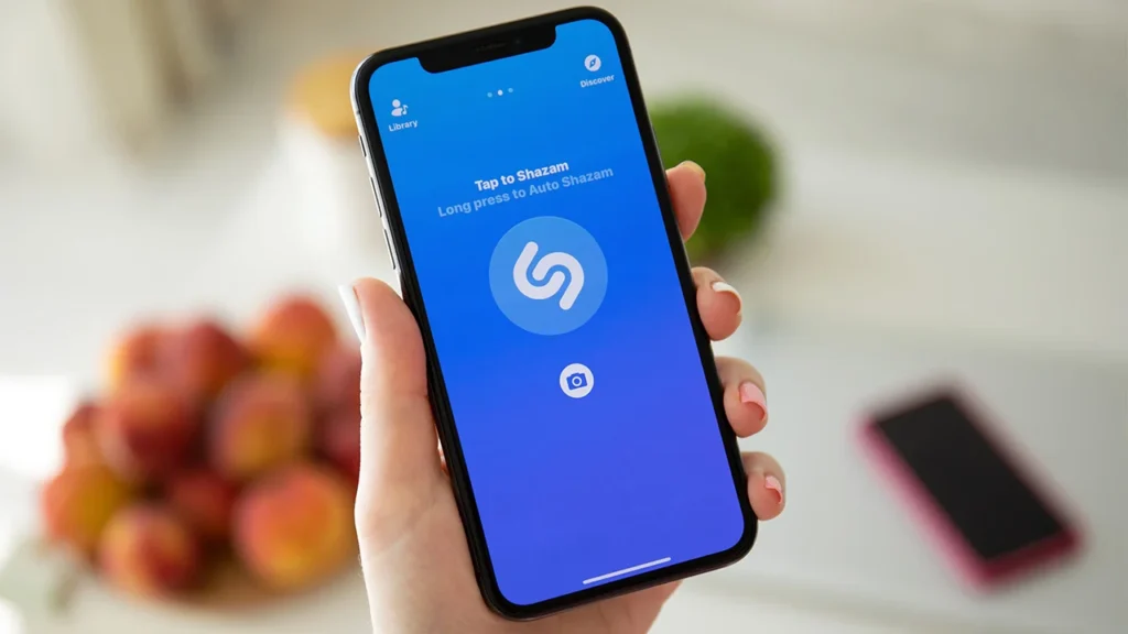 Shazam อัปเดตใหม่ ค้นหาเพลงในแอปอื่นขณะใส่หูฟังได้แล้ว